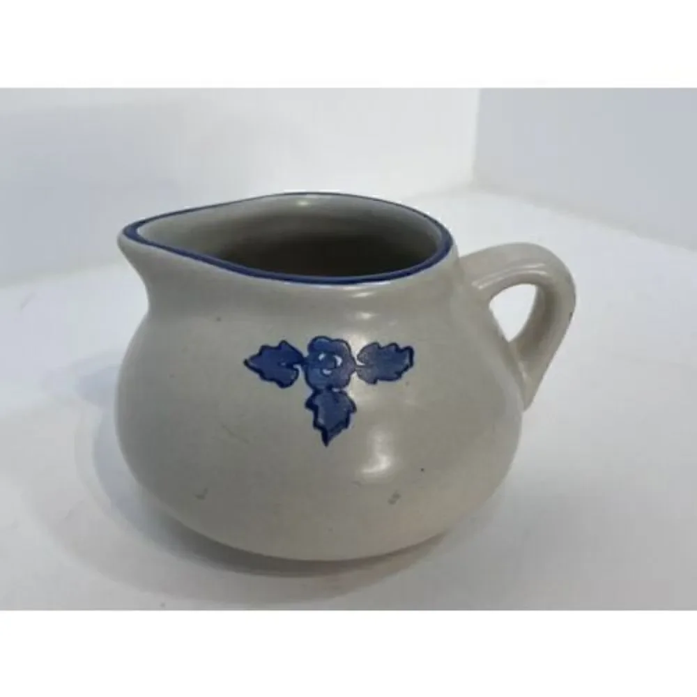 Pfaltsgraf Yorktowne Gravy/Syrup Pitcher Blue Flowers Pottery Stone‎